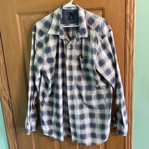 Gap Classic Fit Button-up. XL